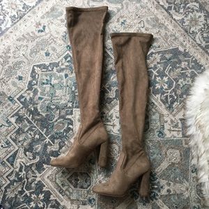 STEVE MADDEN OVER THE KNEE BOOT
